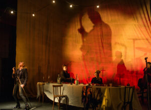 1 FADO DANS LES VEINES - MAGMA PERFORMING THEATRE - ©Jean Pierre ESTOURNET